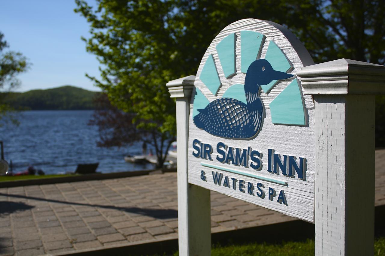 Sir Sam's Inn&Spa Haliburton Exterior foto