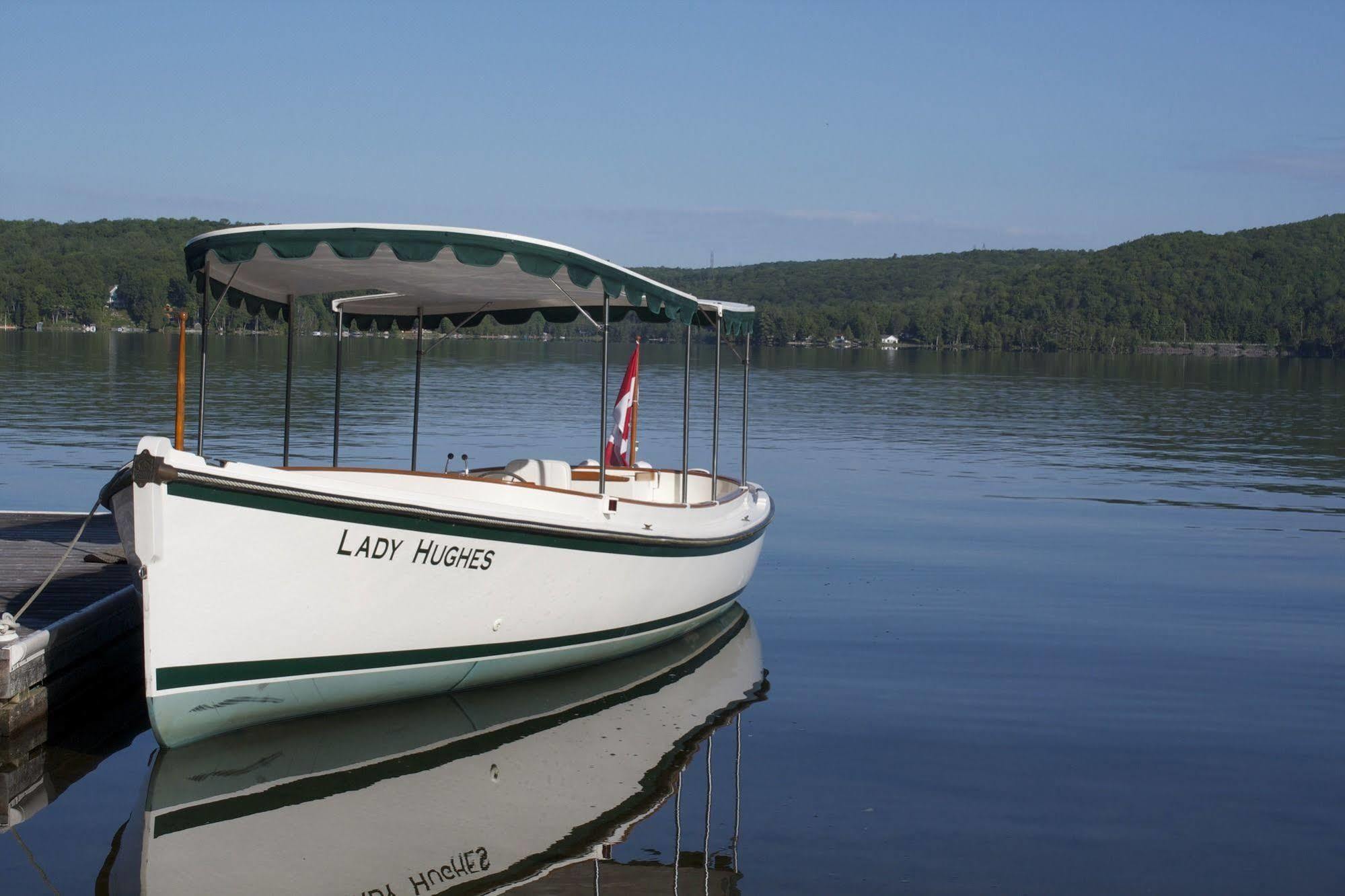 Sir Sam's Inn&Spa Haliburton Exterior foto